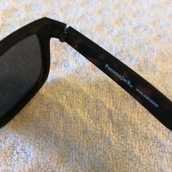 🏵2/$25🏵 Panama Jack Fashion Sunglasses - Picture 5 of 5